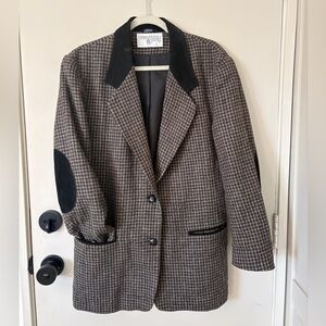 Vintage Women's Houndstooth Blazer with Black Details